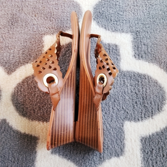 Laser cut Design Wedge Sandals by Paolo Studio - Picture 2 of 8